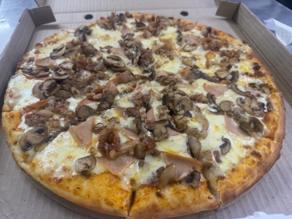 Pizza_grandeMilán